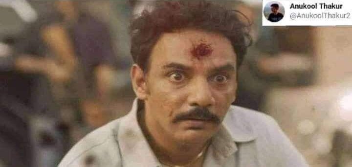 MohsinSubhani12's tweet photo. When the security guard of University measures your temperature with wrong gun🙆🏻‍♂️
#COVID19 😷 https://t.co/g6b3yQQo8L