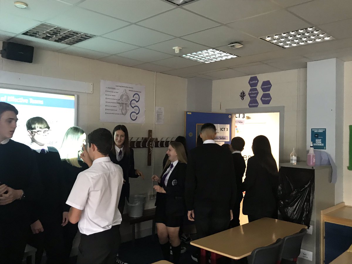 AllSaintsABC's tweet photo. Miss Selas’s Higher Admin class learning about team work and what makes an effective team 👭👫👬🤩

#communication  #interpersonalskills #sharedaims #listening #teamwork https://t.co/1uhO5Zyhb0