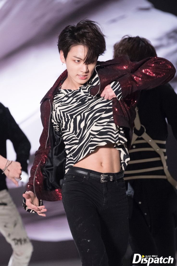 thanhshd's tweet photo. Jungkook so cute  #jungkook https://t.co/WESVc8LSNY