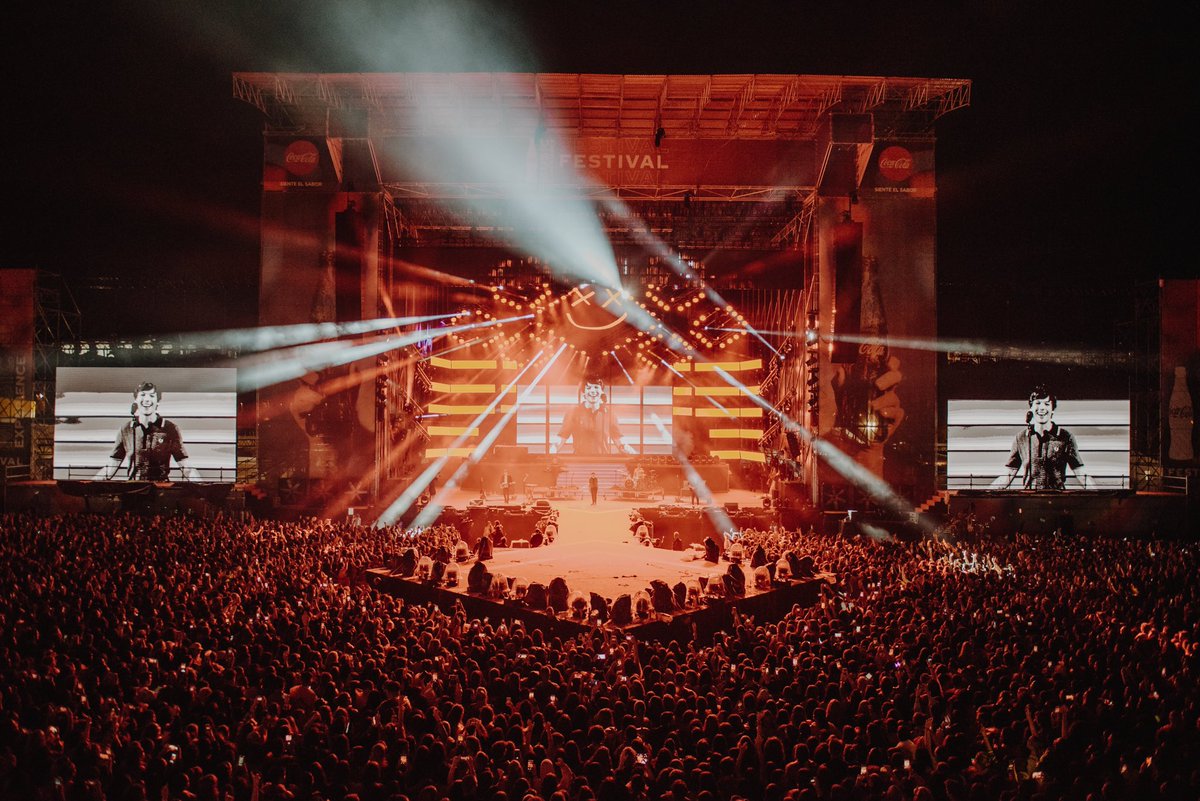 LTHQOfficial's tweet photo. We can't believe its been one year since this amazing show in Madrid!! 🤯 We can’t wait to see you all back on the road! #LTWorldTour https://t.co/8SGcp7a5Bj