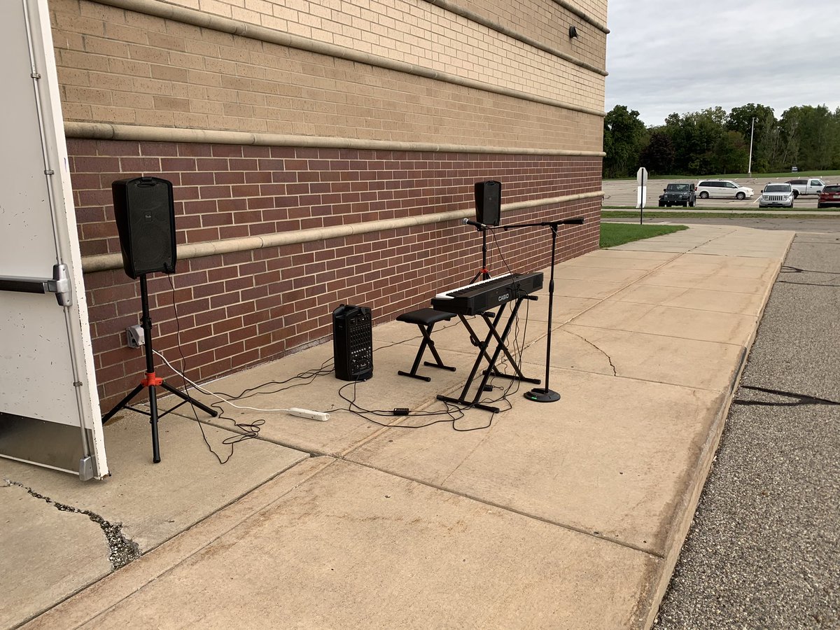 gladchoir's tweet photo. Choir in a parking lot? If that’s what it takes, yes. https://t.co/Zs9fjLS0Ej