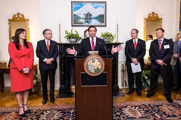 FLChamber's tweet photo. A very Happy Birthday to @GovRonDeSantis! Thank you for your leadership #OneGoalOneFlorida https://t.co/75XOGq0t8r