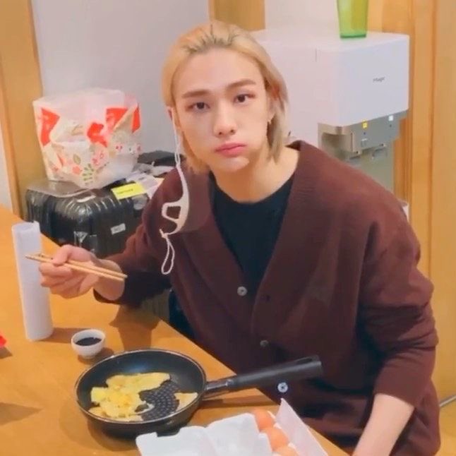 RawinWMoon's tweet photo. มีคนเอนจอยกินมากๆเลยล่ะครับ

W/@TermTemyourself https://t.co/G0PH9set7N