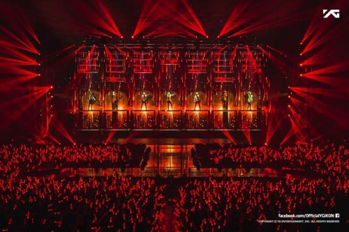 iKONESIA_TEAM's tweet photo. "𝘌𝘷𝘦𝘯 𝘪𝘧 𝘵𝘩𝘪𝘴 𝘮𝘰𝘮𝘦𝘯𝘵 𝘪𝘴 𝘮𝘺 𝘭𝘢𝘴𝘵
𝘐 𝘸𝘪𝘭𝘭 𝘴𝘪𝘯𝘨 𝘵𝘩𝘪𝘴 𝘴𝘰𝘯𝘨 𝘸𝘪𝘵𝘩 𝘯𝘰 𝘳𝘦𝘨𝘳𝘦𝘵𝘴
𝘐 𝘸𝘪𝘭𝘭 𝘴𝘪𝘯𝘨"

ㅡ #5YearsWith7KON https://t.co/MyazrbAxwW