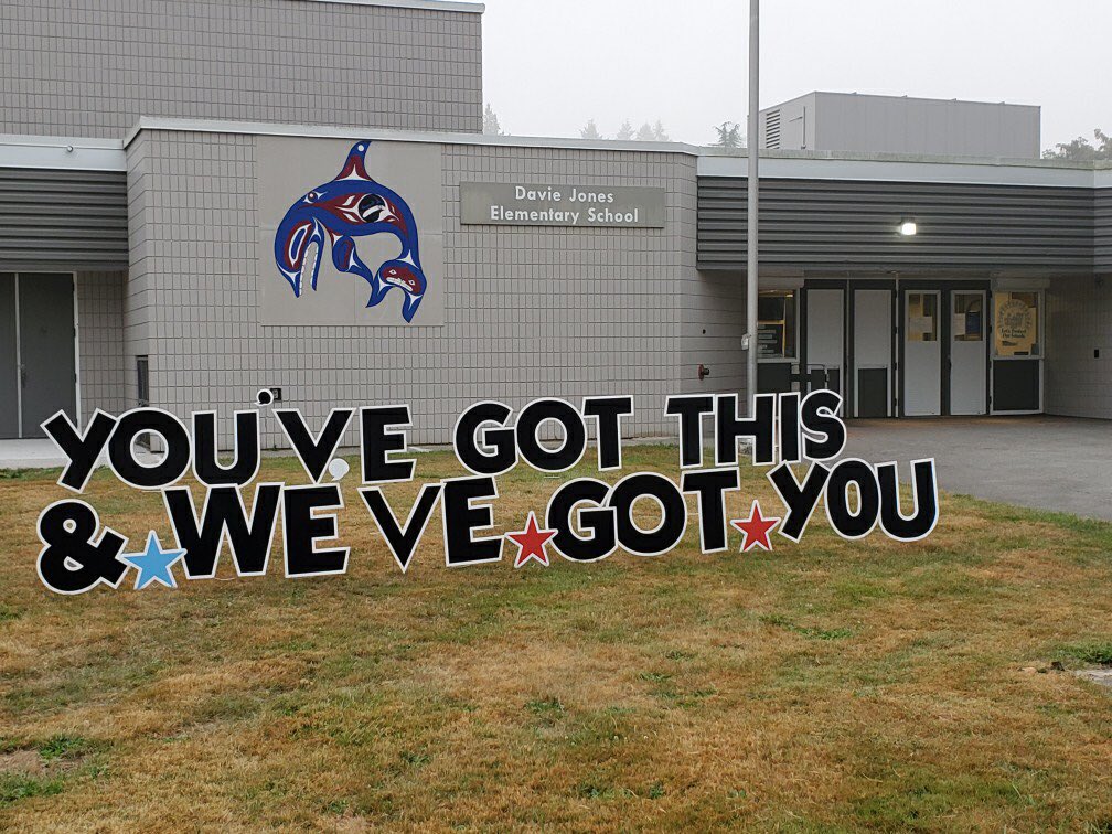 DavieJonesSD42's tweet photo. First day jitters? It's ok. We've got you! #youvegotthis #wevegotyou #staysafe #backtoschool @sd42news https://t.co/ODwqC8K3WB