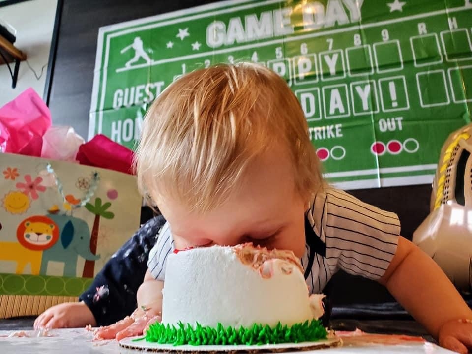 AllThingsCakeOK's tweet photo. Monday Mood. https://t.co/tRYw3mkosY
