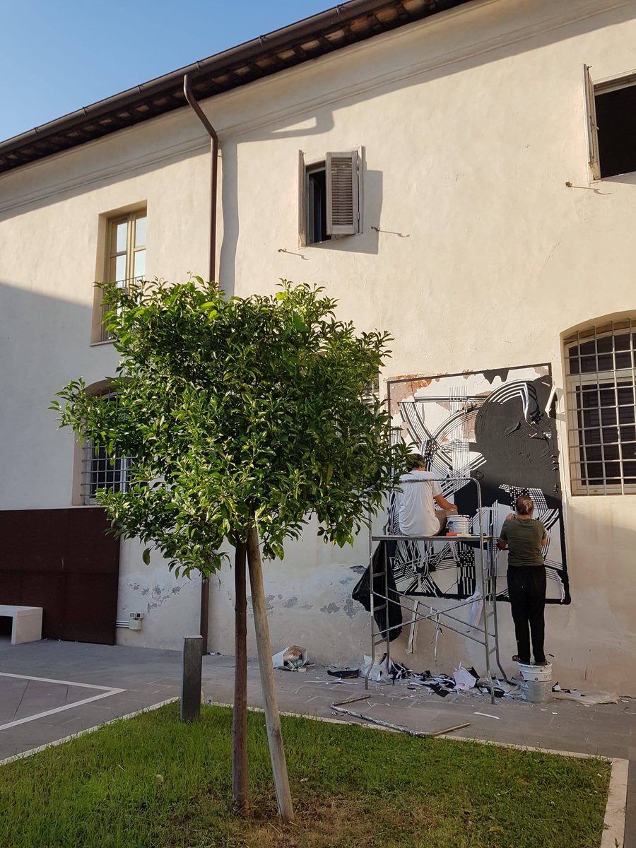 museiincomune's tweet photo. Alla Galleria d’Arte Moderna di Roma dal 17 settembre al 22 novembre 2020 la mostra “Rinascita” di #StenLex, pionieri dello stencil poster, che li ha resi gli urban artists italiani più celebri a livello internazionale.
Per info su orari e biglietti: https://t.co/ejYsx3eFjn https://t.co/7G6dyOAz6R