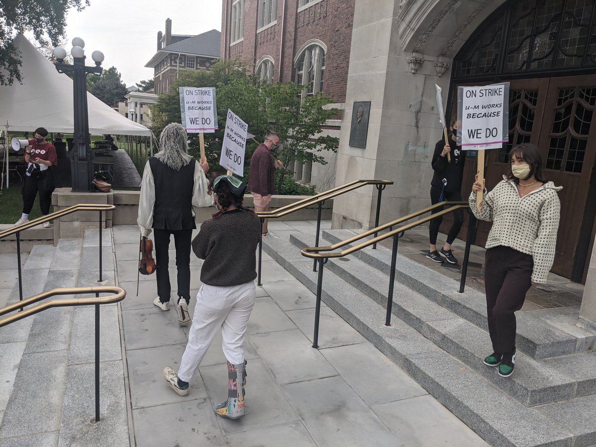 Our community is here to picket until  @UMich gives us an offer that actually works to build a  #SafeAndJustPandemicResponse for all!