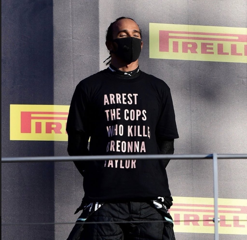 forrmulares's tweet photo. Because he shouldn't have to do this alone in the first place #IStandWithLewisHamilton https://t.co/VfolsHUfvo