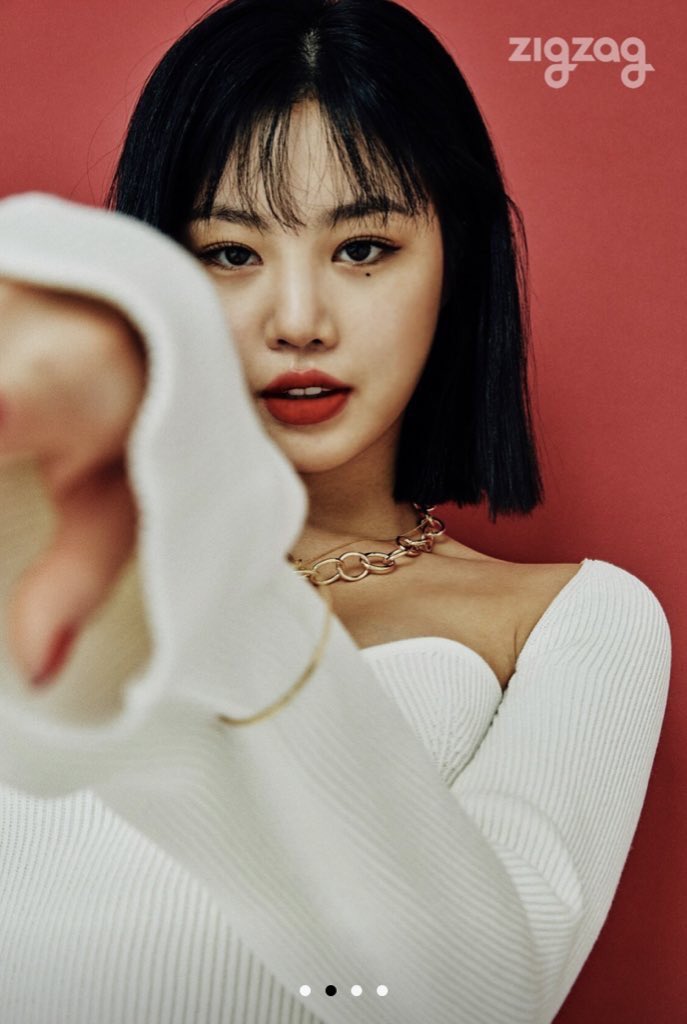 SoojinBrasil's tweet photo. [📸] 14.09.20 Atualização da ZIGZAG com a Soojin! 

©️PortalNVLNDBR 

#GIDLE #수진 #SOOJIN #아이들_오마이갓 https://t.co/oDS8knMyiJ
