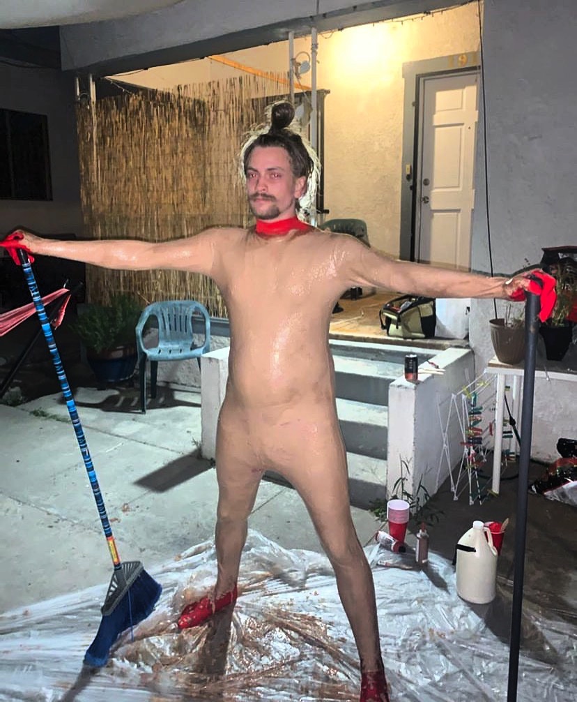 Flashback to when Dave starred on the hit teen drama Kyle XY to help pay for the high cost of recording Psychosis Ritual which is out 9/25 please make sure you snag a pre order so dave can afford to get the surgery to put his nips and b hole back on.