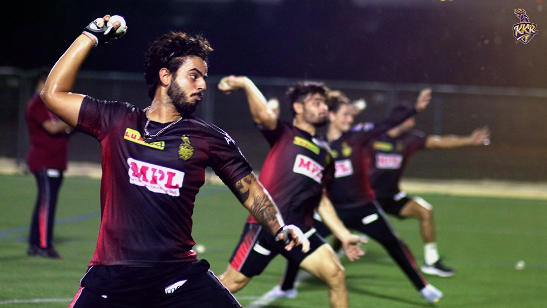 KKRiders's tweet photo. When the coach says- "The next one to hit the target gets an extra day off"! 🎯

@NitishRana_27 @rinkusingh235 #KKRHaiTaiyaar #Dream11IPL https://t.co/vZGmFMwOHK