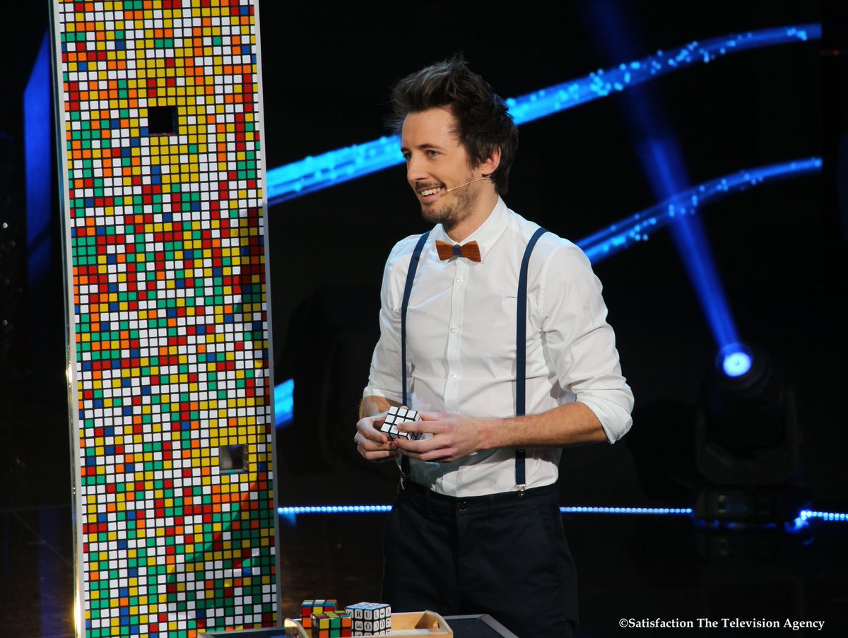 iesegnetwork's tweet image. Découvrez le portrait d’Augustin Petit, alias @Gusillusionnist, #diplômé @IESEG qui réinvente l’art de la magie ➡ bit.ly/32kwBYH
Il vous en mettra plein les yeux lors de la soirée spectacle #IÉSEGAlumniForever, le 18/09➡️ bit.ly/38z3ota
#IÉS #IÉSMagazine #IESEG