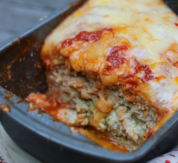 TheMomUnleashed's tweet photo. Two classic dishes come together to create #lowcarb perfection in this easy #recipe for #keto chicken parmesan meatloaf!
Learn how to make it here --> https://t.co/SuPOcL3UoH #keto #ketorecipe #ketolife #meatloaf #chickenmeatloaf #dinnerideas https://t.co/nGdaOQkZBV