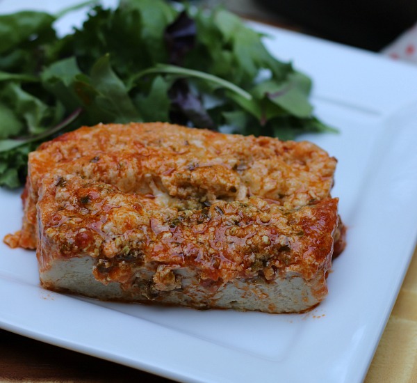 TheMomUnleashed's tweet photo. Two classic dishes come together to create #lowcarb perfection in this easy #recipe for #keto chicken parmesan meatloaf!
Learn how to make it here --> https://t.co/SuPOcL3UoH #keto #ketorecipe #ketolife #meatloaf #chickenmeatloaf #dinnerideas https://t.co/nGdaOQkZBV