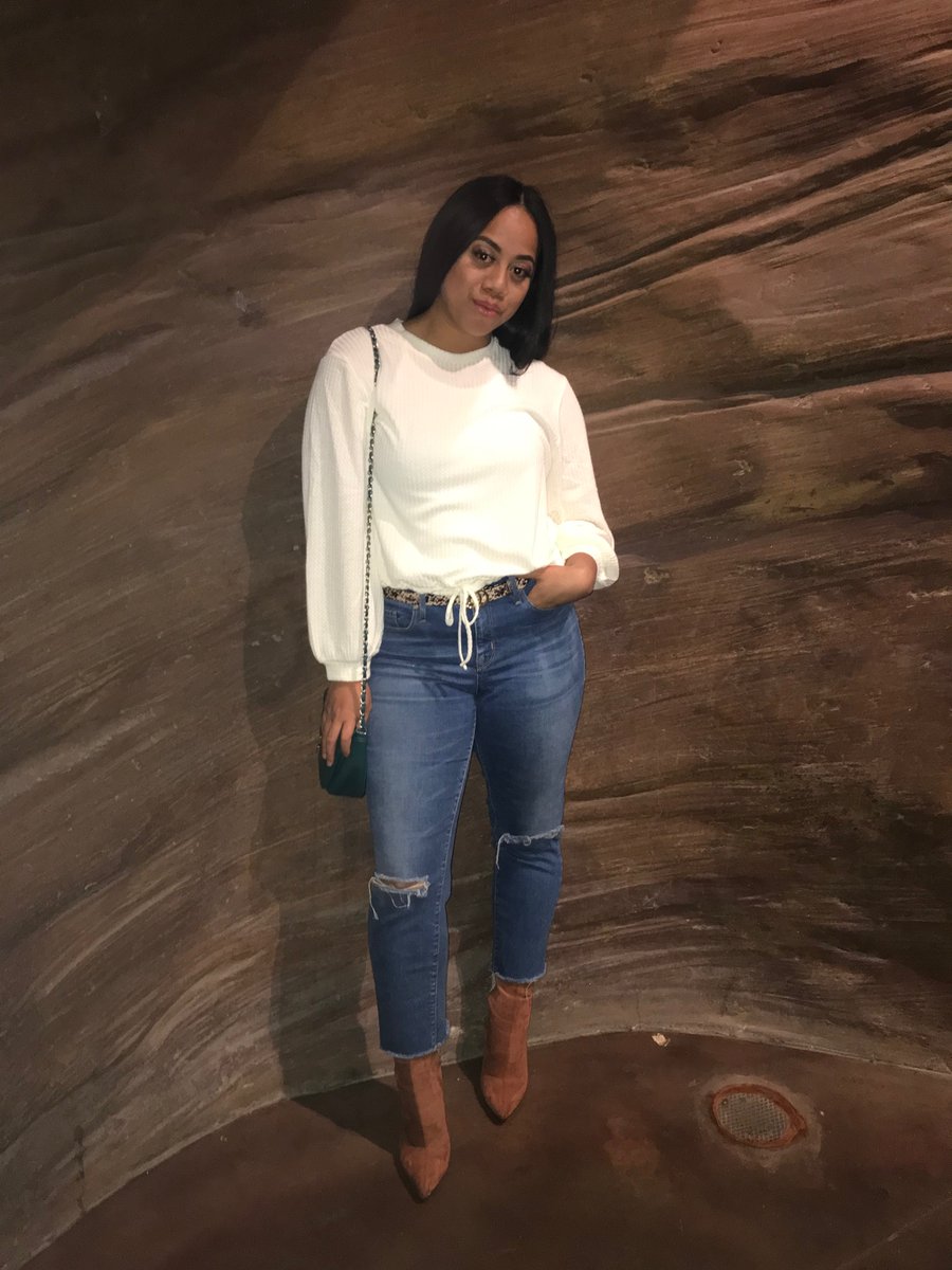 prettyahhh1's tweet photo. I just noticed how modest I’ve become lol #ModestIsTheHottest 😂🤪 https://t.co/lPz1EdANn1