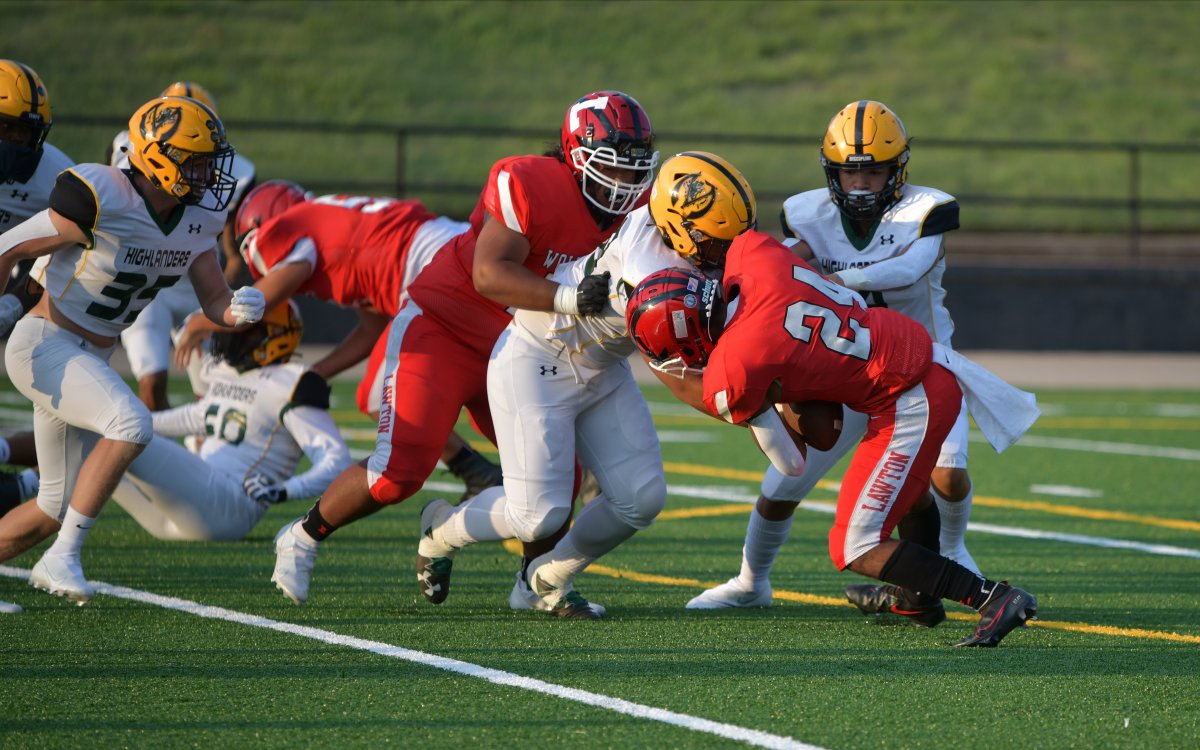 LawtonPS's tweet photo. Congratulations to Lawton High on their win against MacArthur this past Friday! 
Check out these photos of our two teams going head to head.
#GoLHS #GoMHS #WeAreLPS #LawtonPS https://t.co/xlT5Y2EyXa