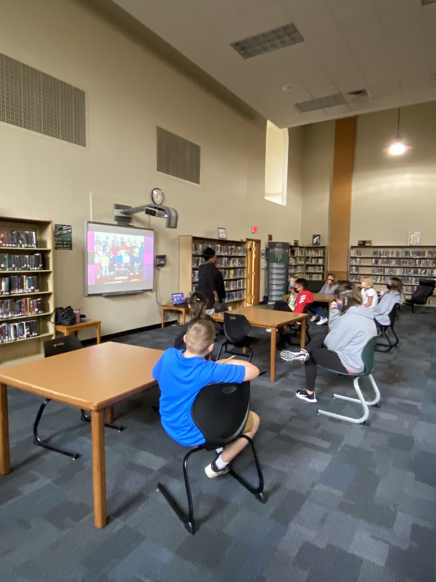 NorKnightSSmith's tweet photo. 7th graders will receive Diversity training throughout the school year with Mrs. Ward! #safesocialdistancing #Diversitytraining @BryanMSeward @NorKnightSSmith @NMS_GO_KNIGHTS https://t.co/3CTngqmnYw