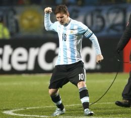 Messi scored the first one vs Netherlands in the semi finals of 2014 World Cup. They passed.Scored the first one vs Colombia in Copa America 2015 Quarter finals. 2 other teammates of his missed, but they passed due to his goal. He also won the MOTM award.