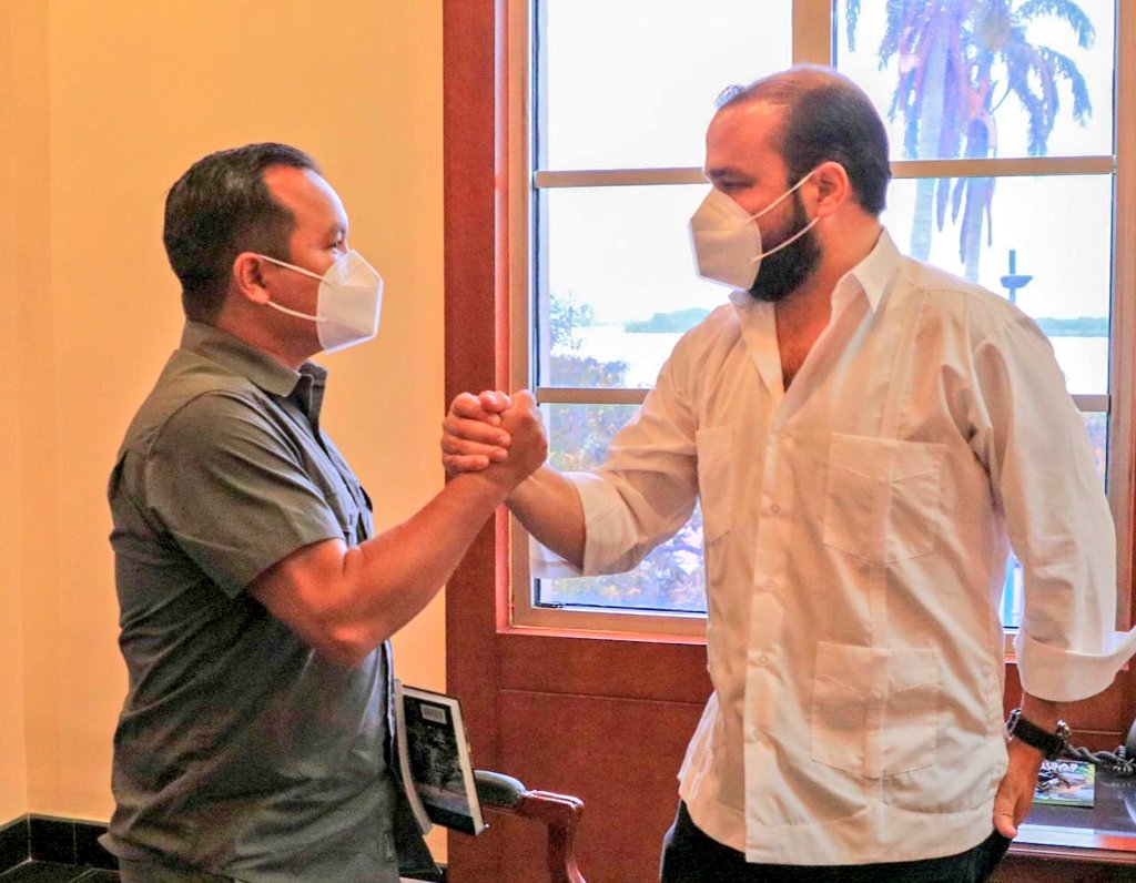 ¡Juntos fortalecemos la #EPS! Con el @GoberdelGuayas <a href="/CHONILLOec/">Luis Chonillo</a> conversé sobre la #RutaDeFomentoEPS, iniciativa que busca respaldar ideas de negocio productivas. Trabajaremos de la mano en un plan de reactivación dirigido a fortalecer la EPS en #Guayas. 

#JuntosEcuador