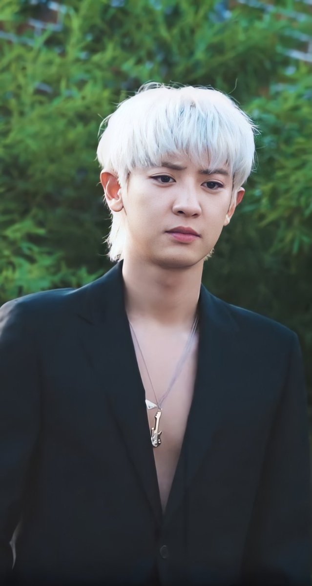 chanyeol pics tweet media