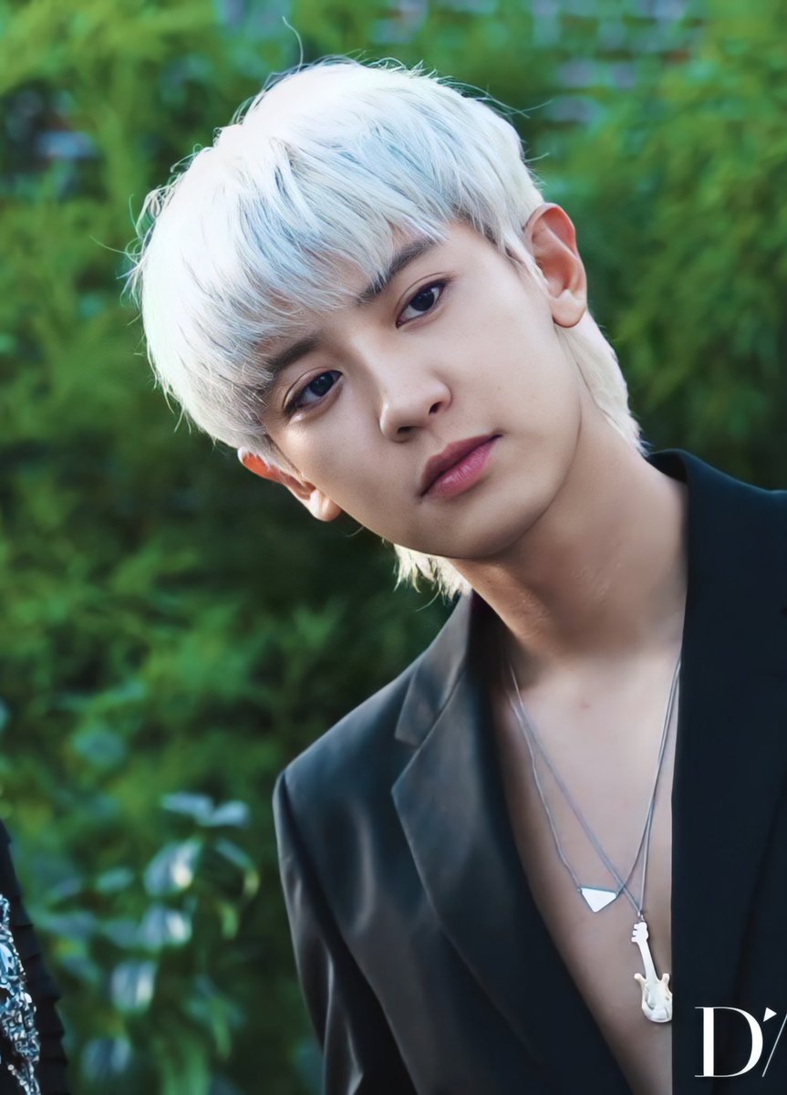 chanyeol pics tweet media