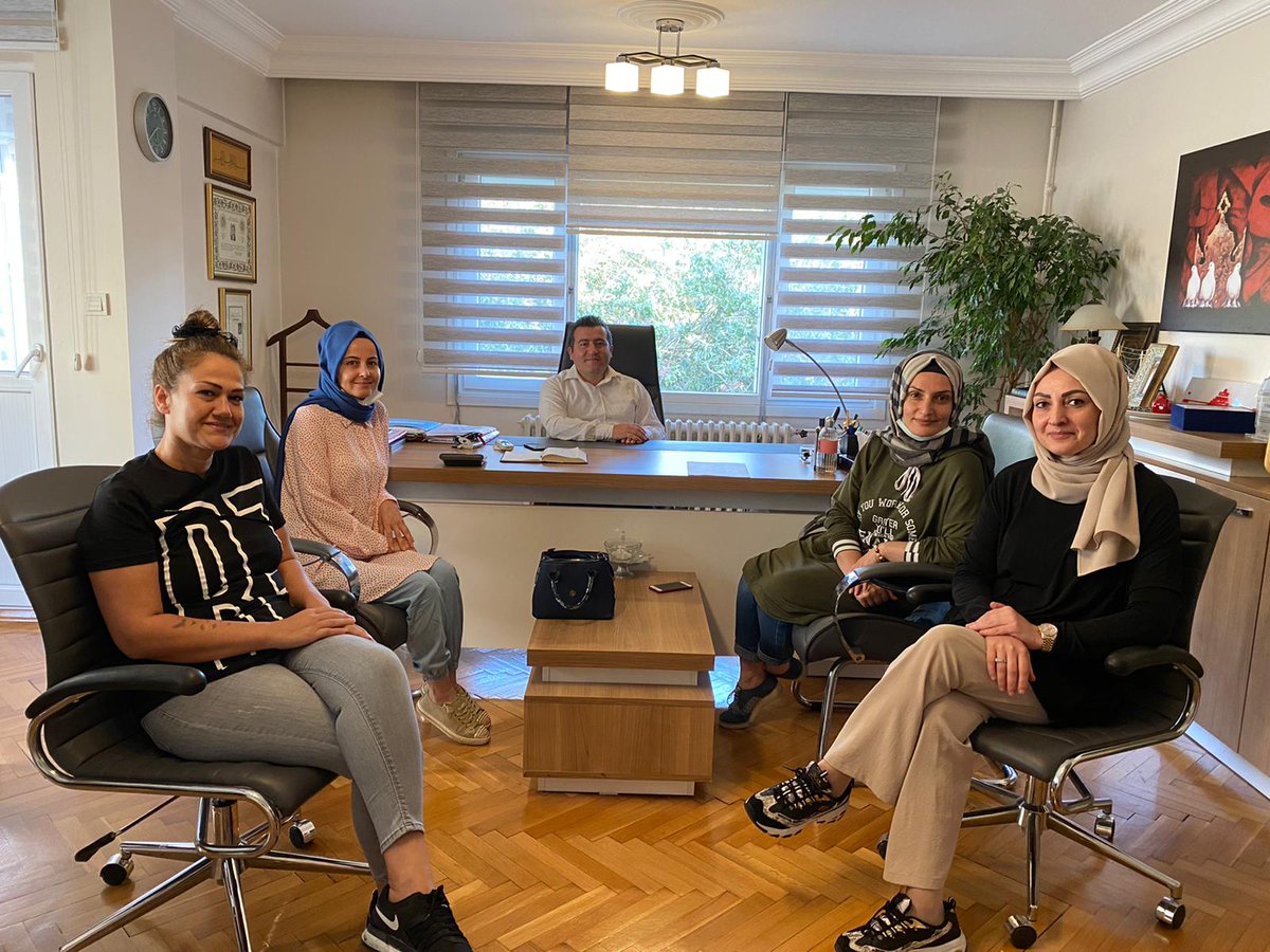 Güzel insanlar var karede...
<a href="/serkaninanoglu/">Serkan İnanoğlu</a> <a href="/AkgunKurt/">Seda Kurt</a> <a href="/KasapEsma/">Esma Kasap</a> <a href="/sureyyaatli1/">Süreyya</a>