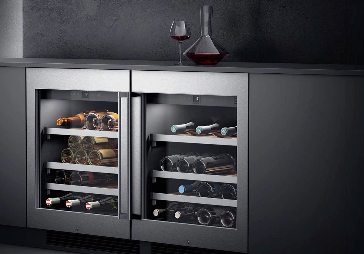 scavoliniTO's tweet photo. Merlot or chardonnay? #ScavoliniTO offers beautiful designs that feature modern appliances, like this cooling #winecellar units that keep your vintage favourites in good shape. Pour us a glass of vino 🍷. https://t.co/trKc4bXvwK https://t.co/jzfpJf3BVW