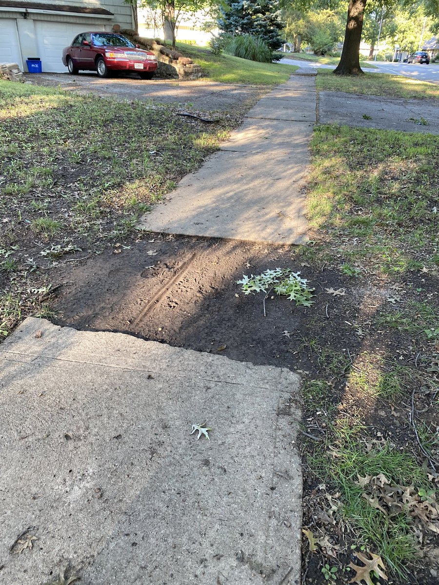 Rethmeyer's tweet photo. @KCMO311 missing sidewalk section adjacent from 11615 Minor Drive, 64114. https://t.co/8l4kynYd76
