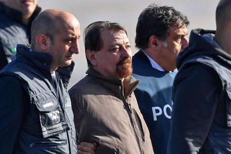 CalabriaPage's tweet photo. Cesare Battisti è stato trasferito nel reparto Alta Sicurezza del carcere di Rossano 
https://t.co/rWCgsEHPTP

https://t.co/FlzC4KeANd https://t.co/iWXSx88YF1