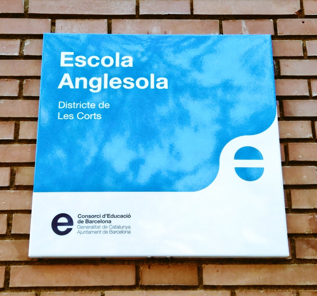 EAnglesola's tweet photo. Primer día de retrobaments emocionant i ple de sensacions variades. Ens anirem acostumant a la "nova normalitat" #AnglesolaStyle Bones vibracions per part d'infants, famílies i mestres us hem de dir!
Només us podem donar les #gràcies. Ens sentim recolzades. https://t.co/gRNH7Q4578