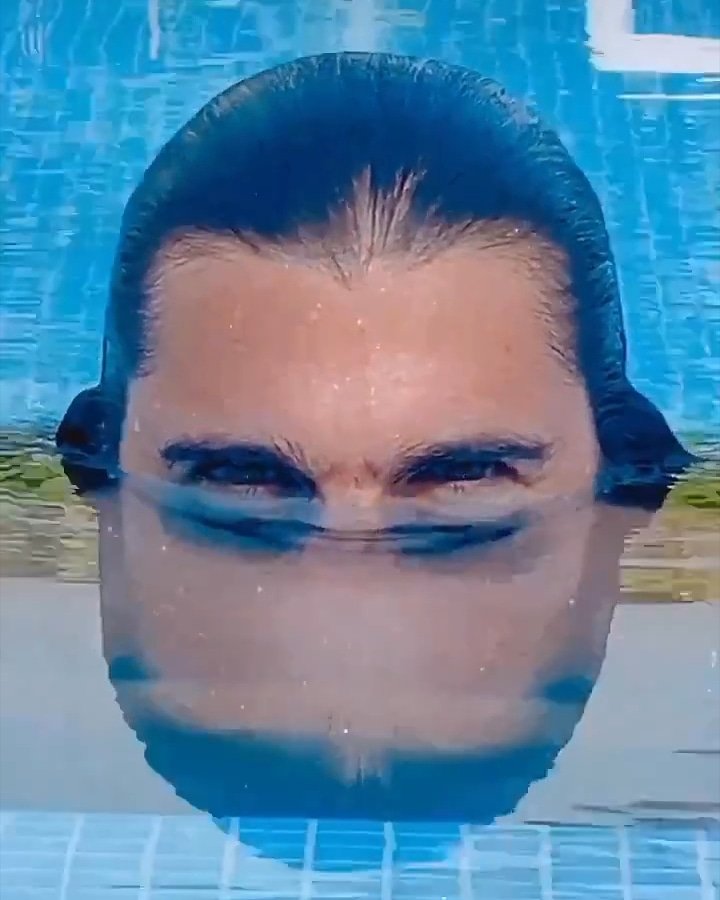 ver_club's tweet photo. Esos ojos hipnotizantes que nos enamoran!!! 😍🤩 que ganas de meternos a la piscina 🤭😏 que fotos nos traerá esta #PoolSessions 😜🤔😎 #Juanes #VolverteAVerFansClubChile 🇨🇱🇺🇲🇪🇸 @juanes @UniversalMusica @UMusicChile @Lionfish_Ent https://t.co/sN8chGOwI6