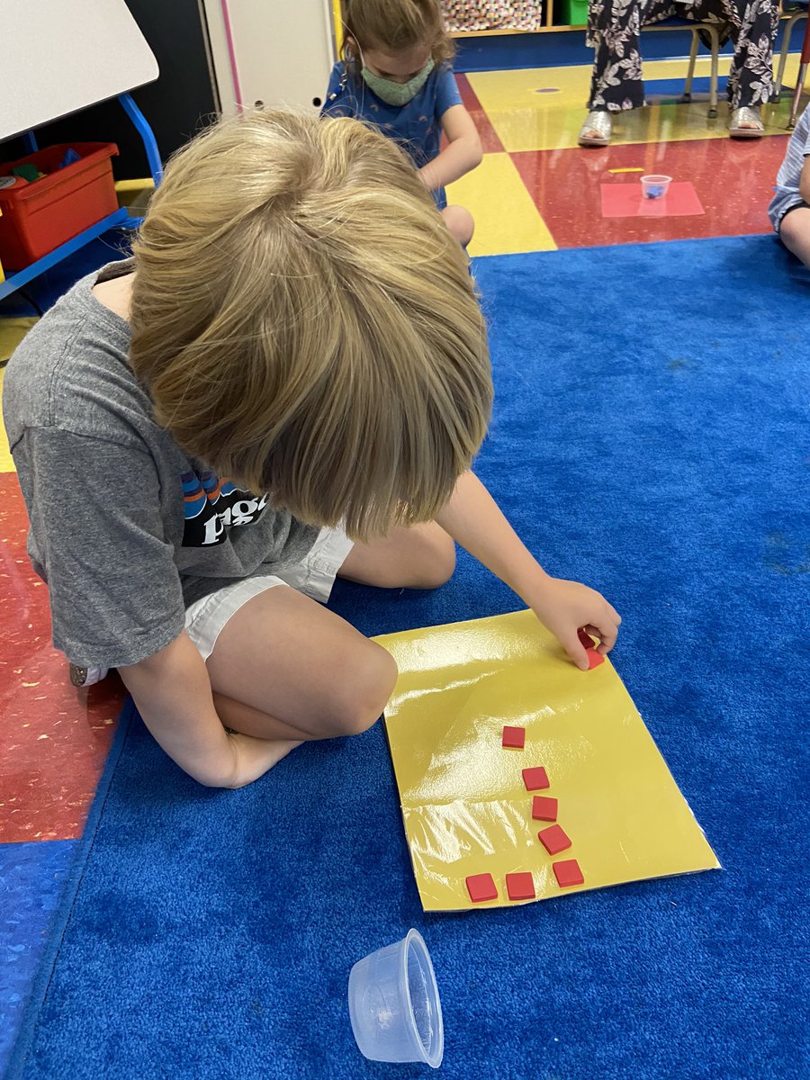 skerrtrinity's tweet photo. How can we be sure we count ALL of our squares?? These Pre-K students practiced touching and moving each square during our dump and count activity! #trinitylearns https://t.co/0UZBZFtvbJ