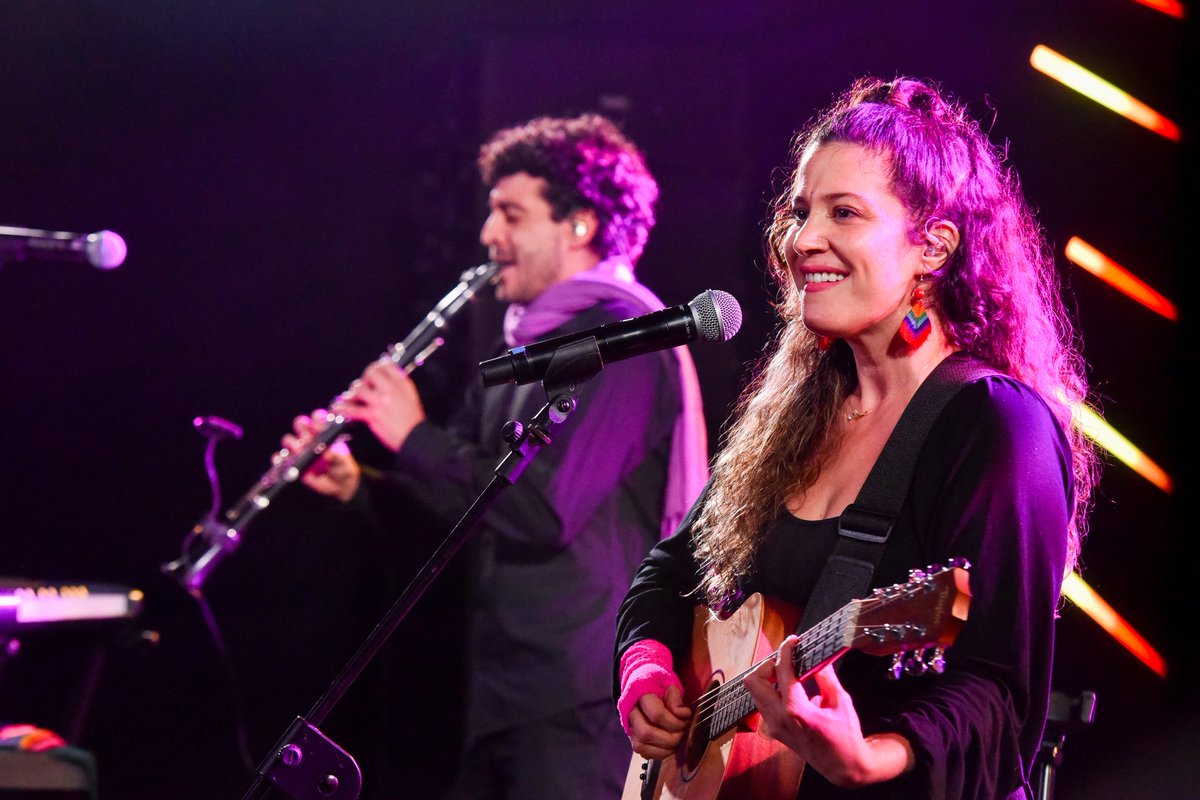 BOmm_Bogota's tweet photo. Revive los mejores momentos del #BOmmShowcase de @mariavendi. Encuéntralo completo en https://t.co/rIaJqIFXBh 🎤 💥 https://t.co/KEKkOZ3EWv