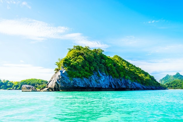 tripbigs's tweet photo. The Phi Phi islands are some of the loveliest in Southeast Asia.
#phiphiisland #thailand #krabi #phuket #travel #phiphi #mayabay #thailandtravel #kohphiphi #phiphiislands #travelphotography #krabithailand #travelgram #nature #thailandia #bangkok #amazingthailand #thai #phiphidon https://t.co/fNORw9Hj0q