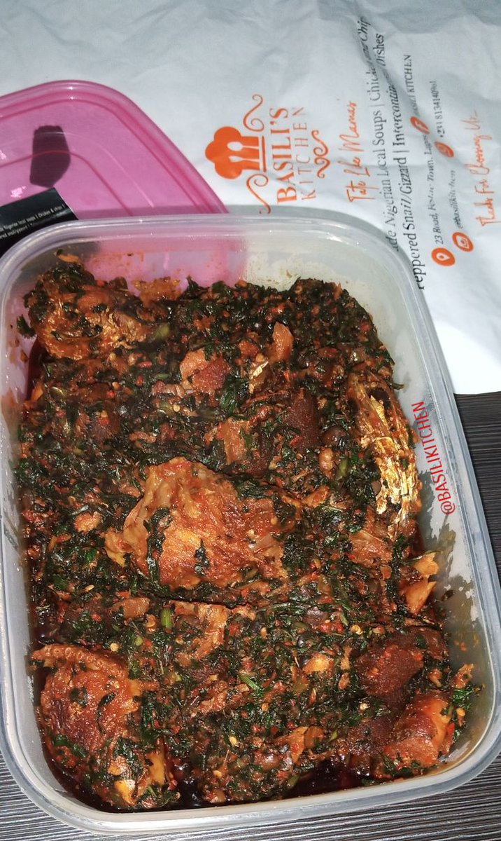 BasiliKitChen's tweet photo. Eforiro made with turkey, fried panla, Stockfish, smoked panla, pomo, crayfish etc🔥 @BasiliKitChen
We deliver to anywhere in Lagos 🚚
Food packs/lunch packs available
Location:Ajah-Lekki
https://t.co/YCwI68LaOq
#LayconNeedsYou #bbnajia2020 #mondaycooking https://t.co/nSxuu1ojqK