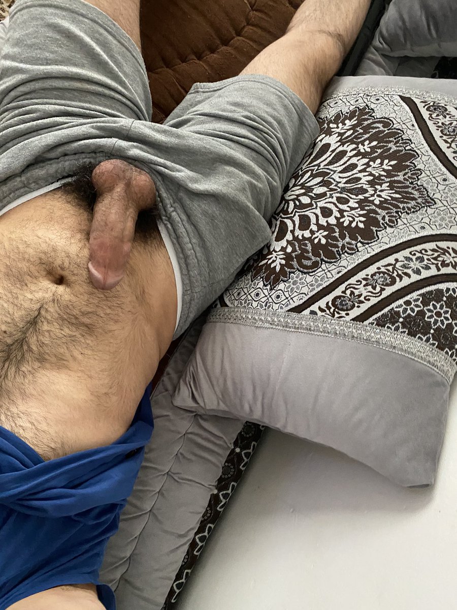 Arabhunk69's tweet photo. Quien quiere repasarme con su lengua 🥵👅. who wants to go over me with his tongue?🥰😘🥵😈❤️ #RetweeetPlease #RETWEEET #onlyfans #onlyfansoffer #onlyfansleak #onlyfansnew #babe #cute #big #banana #chaturbateexchange #morning https://t.co/IOvCRKPoAA