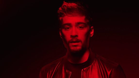 _harrysinfinity's tweet photo. STREAM PILLOWTALK https://t.co/mWA08YNzCG