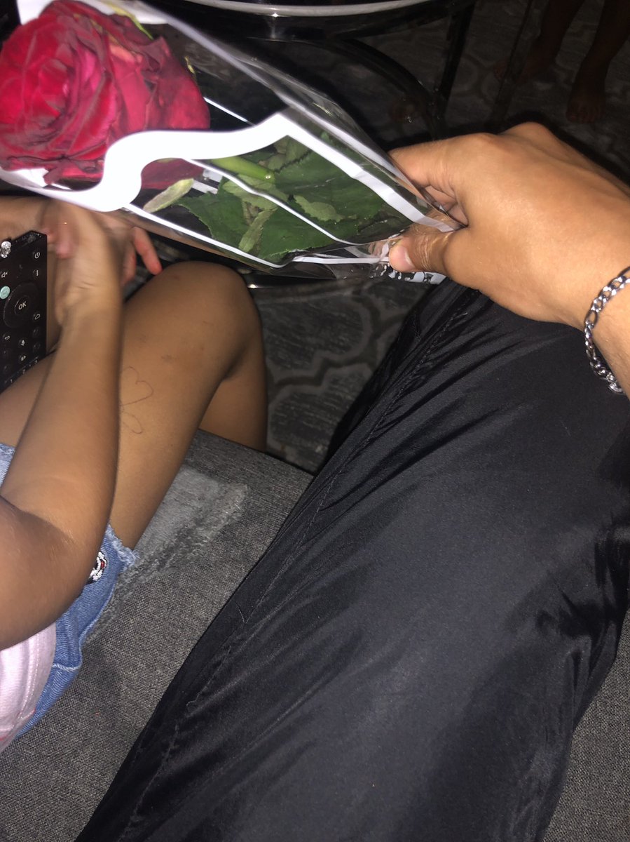 moohzeer tweet media