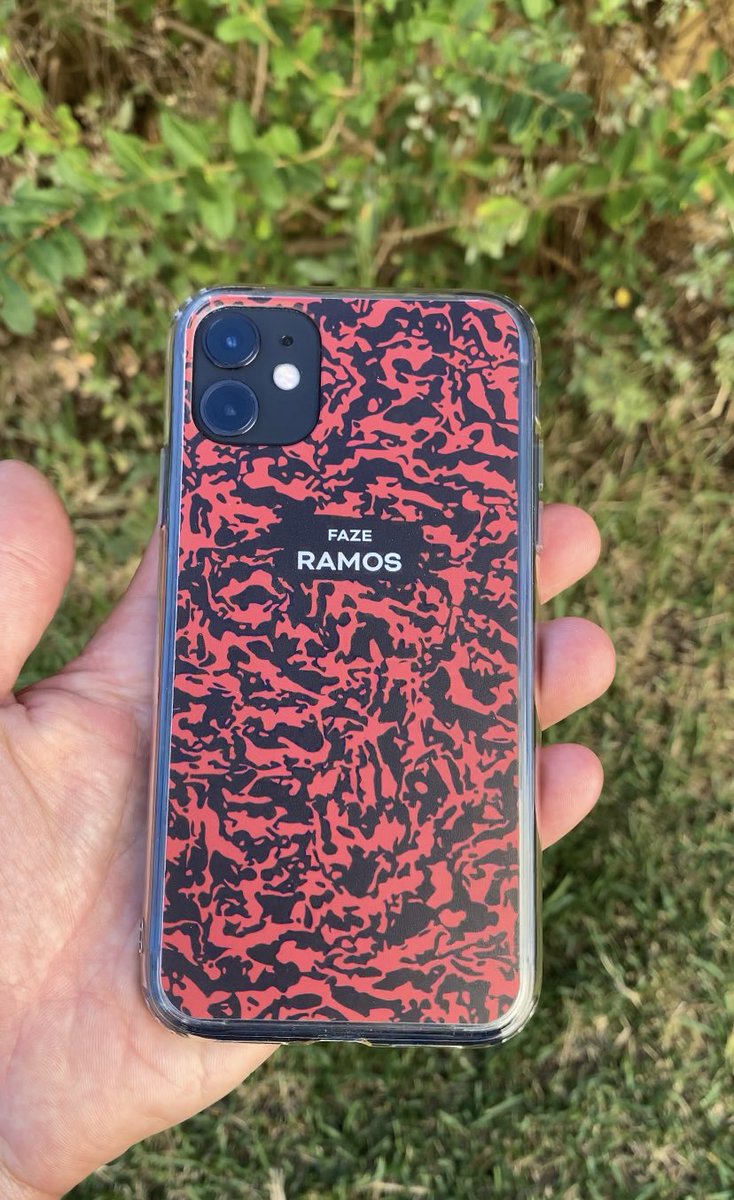 loving life with my new phone case! sorry I can’t today though <a href="/whoisaddison/">໊</a>