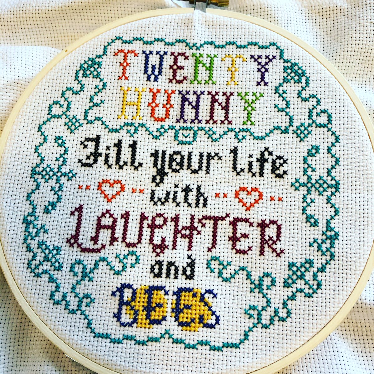 AlliRambles's tweet photo. Finished my adapted piece; I changed it from Funny to Hunny & changed Love to Bees. I was so proud of my honeycomb & as I finished it I looked it over & shouted, “Octagons! They’re flipping octagons!!” 🤦🏼♀️ not too bad for my first cross stitch in 20 yrs! #mbmbam #WhyNotAWizard https://t.co/2ajR2CMv22