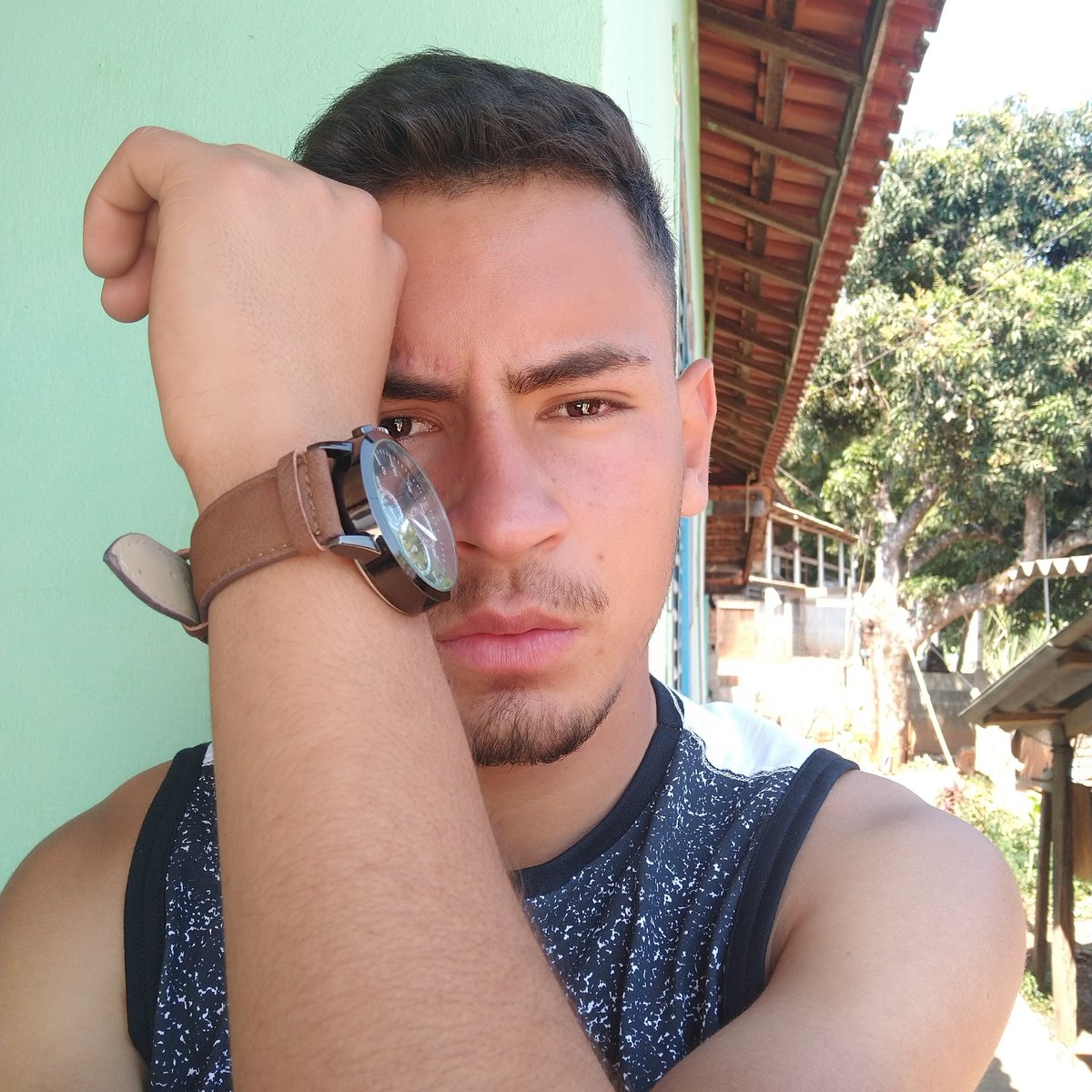 LeiWess's tweet photo. #NewProfilePic https://t.co/NyUJ6WBRDU