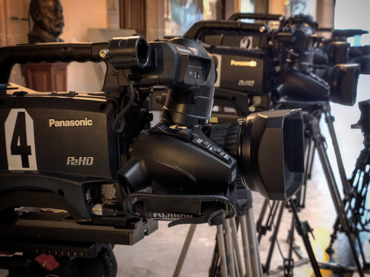 lightshowmx's tweet photo. #durango #gritodelaindependencia #felizlunes #lightshowmx #sincroniatv @Panasonic_ProAV @vivepanasonic #broadcast #mexico https://t.co/rLKDY04tsL