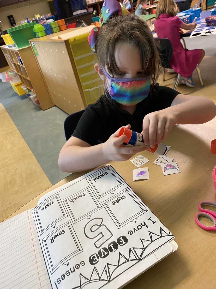 nanajofletcher's tweet photo. #journalwork #prek #our5senses #sdircprek #vbevibe #vbe @bfloodSDIRCPreK https://t.co/hMwlfUhJU2
