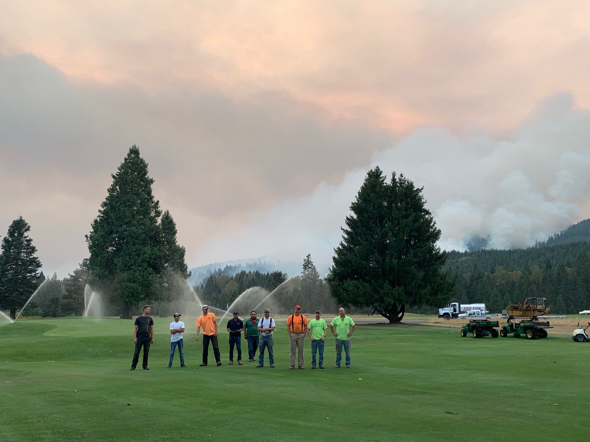 TokateeGreens's tweet photo. We are still here! Our employees have been amazing through this fire. Thanks to my brother Spencer and his subs for getting power to our irrigation pumps. We are devastated for the people who have lost homes, businesses, and loved ones in this horrible fire. #McKenzieRiverStrong https://t.co/VCoQnbKSwc