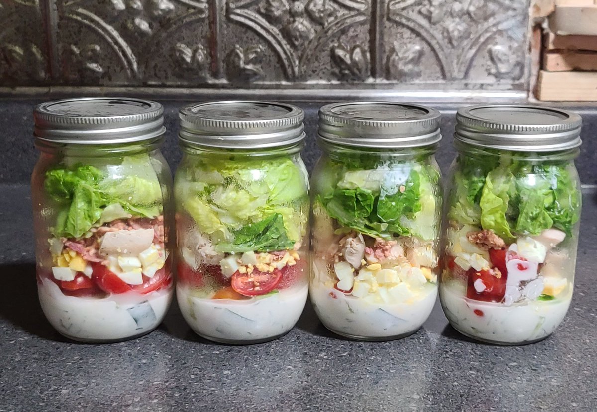 SQLZelda's tweet photo. I meal prepped some salads last night. As a result, I got my workout done during my lunch hour. #SqlSelfCare https://t.co/Ww0XR2bAxo