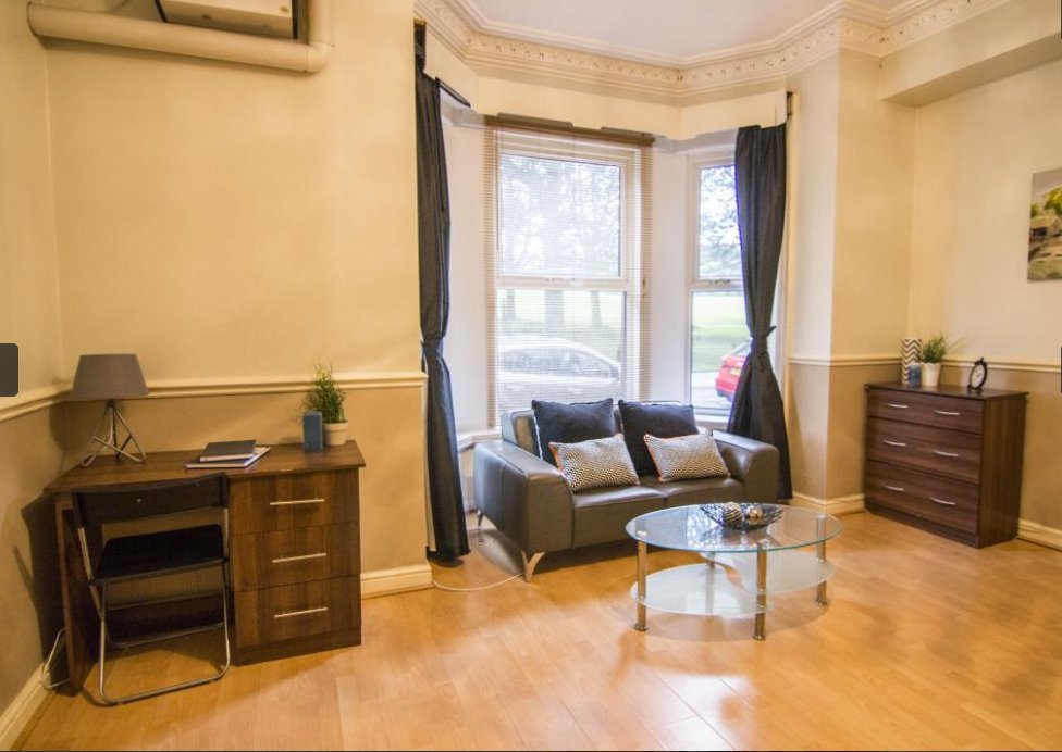 rentinc's tweet photo. ⭐Looking for a one-bed studio in Leeds?⭐

Check out our fully furnished ground floor mezzanine flat on Hyde Park Road - perfect location for travelling to the city, Headingley or to Universities.

£139.99 per week including gas and broadband. 

Call 0113 220 040 &amp; quote 229H2 https://t.co/w76T5XIbgp