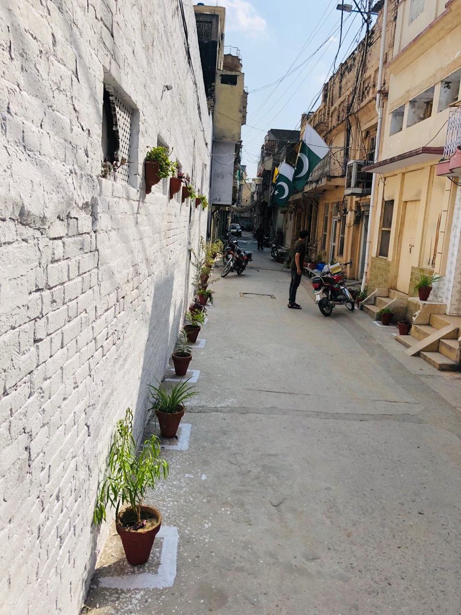 RwpVForce's tweet photo. 2/2 Areas have been marked in 'White' for Plant Pot positioning to help set a standard

#VForceUpdates #PlantForPindi 🪴🌱👩‍🌾🚿 https://t.co/OqTE5DTY8a
