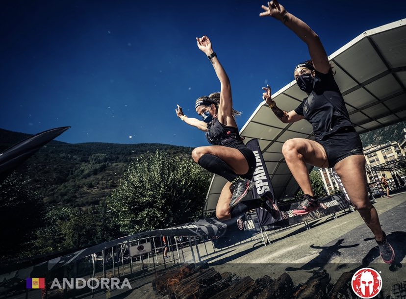 SpartanRaceEsp's tweet photo. la #Ultra para hacerse con su medalla trifecta.
¡Sois increíbles! ¿De qué equipo fuisteis vosotros? Del equipo Trifecta beast 🟢 o del equipo Trifecta Ultra 🟣 😜🤟🏼
#SpartanAndorra #Spartans #WeAreSpartans #AROO #NewProtocols #TrifectaWeekend #Trifecta #Sprint #Super #Beast https://t.co/xIYff0tEp0