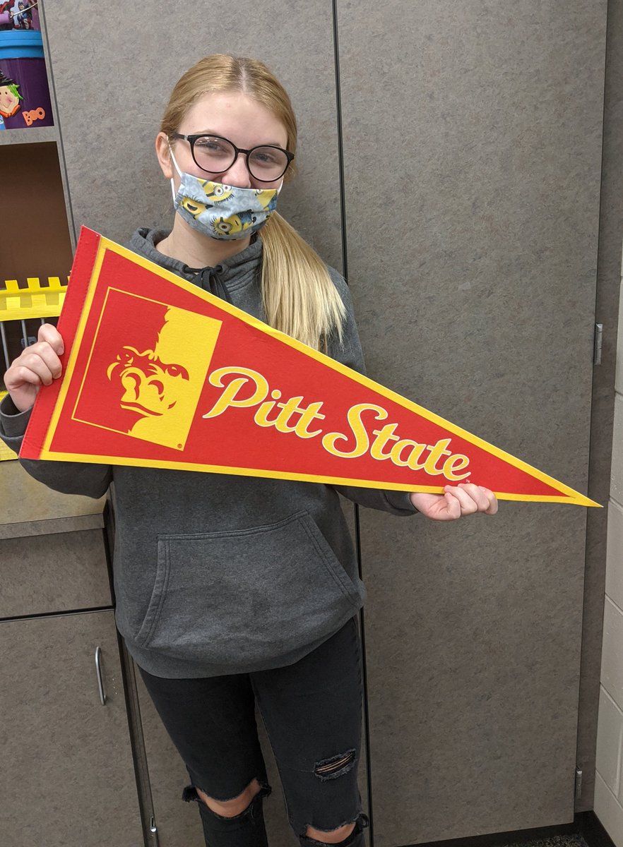 KSmithinKS's tweet photo. We have our first #AVID11 fam college decision: Katelyn is graduating a year early and will be attending Pitt State on a FULL RIDE scholarship. ❤️ So, so proud!!! https://t.co/nwY0bMXXrk